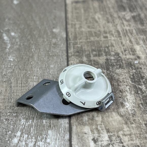 SINGER 600 Touch & Sew Sewing Machine Replacement Selector Dial Assembly 172538 - Picture 1 of 3